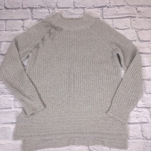 Lauren Conrad gray knit mock neck sweater Medium - Picture 1 of 7